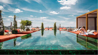 Vuelve la piscina de BLESS Hotel Madrid